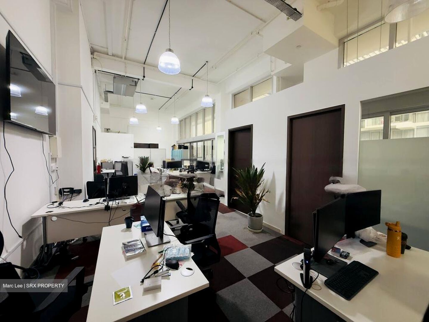 Eon Shenton (D2), Office #453865171